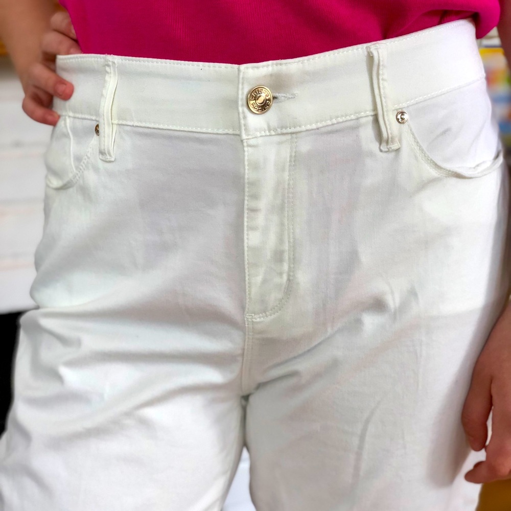 CHICOs white stretch jeans size 2R